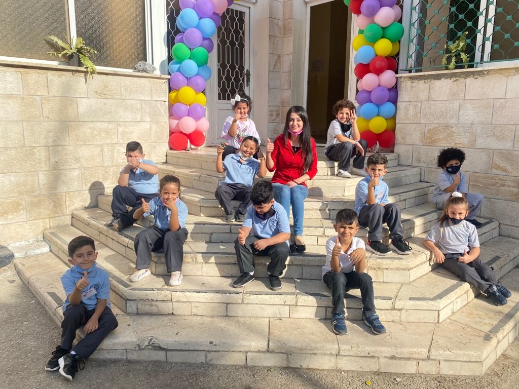 مدارس بطريركية الروم الأرثوذكس المقدسية تحتضن  طلابها في أول أيام العام الدراسي الجديد.