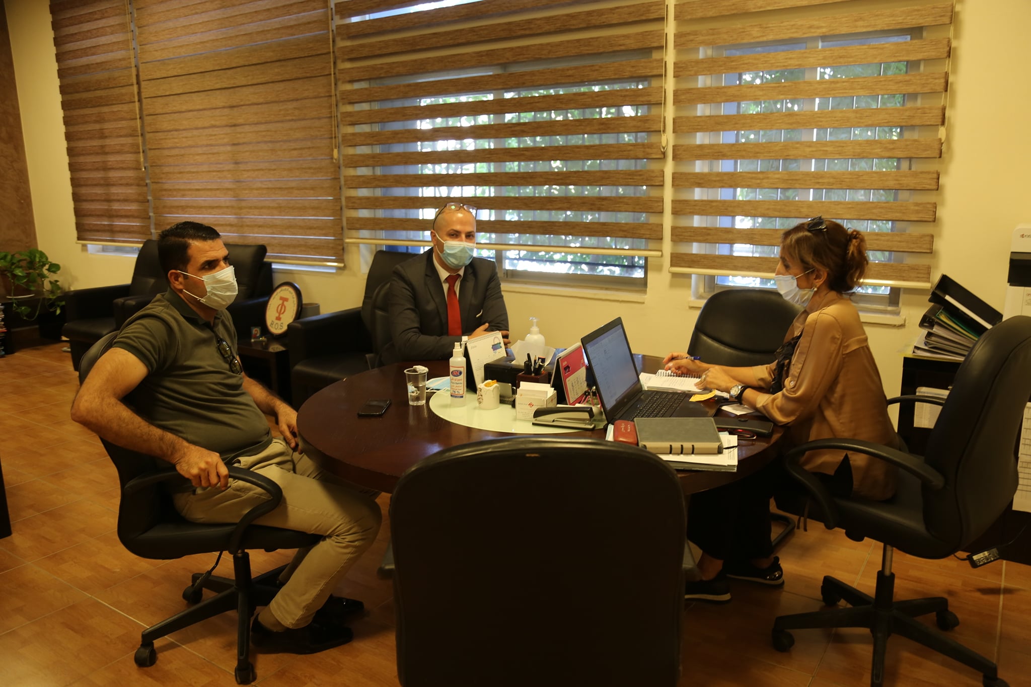 وفدًا من جامعة الزيتونة يزور مدرسة بطريركية الروم الأرثوذكس المقدسية - الصويفية.